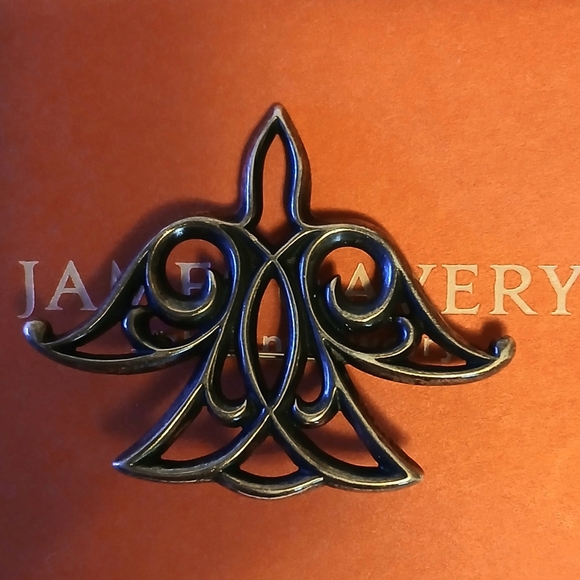 Retired James Avery Open Work Descending Dove Brooch - Picture 6 of 6